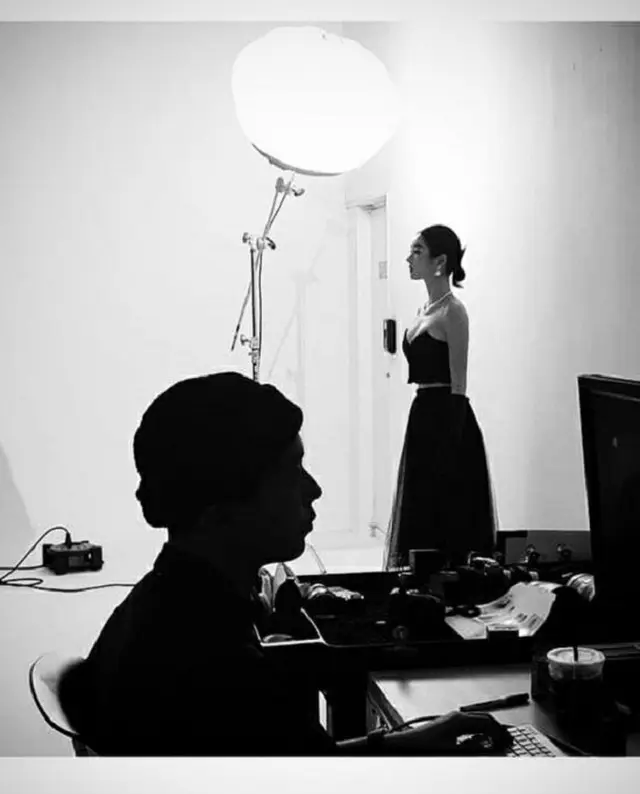 女優のソ・イェジが、白黒写真で美しさをアピールした。（提供:OSEN）