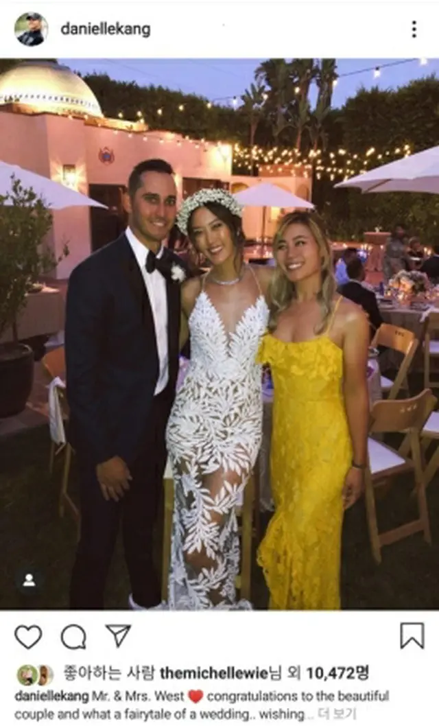 結婚式の写真。左から新郎のジョニー・ウエストさん、ウィーさん、プロゴルファーのダニエル・カンさん（カンさんのＳＮＳから）＝（聯合ニュース）