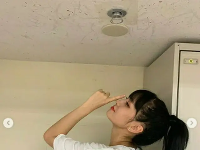 「TWICE」モモ、平凡なファッションでも美貌爆発…溢れる愛きょう（画像:OSEN）