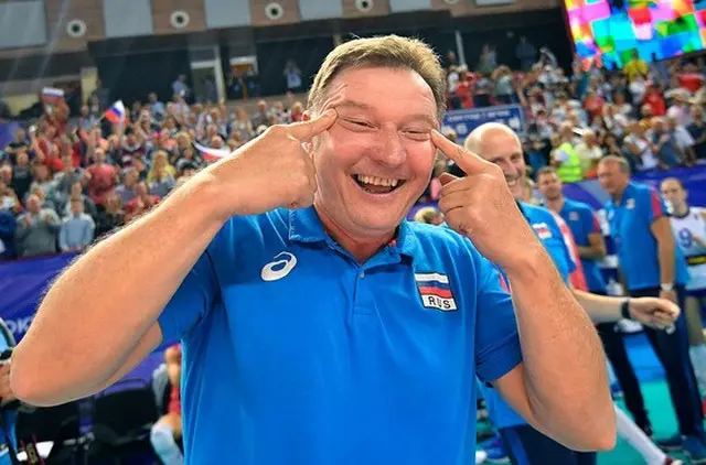 韓国戦後に“目を吊りあげるポーズ”ロシアバレー代表コーチ、3試合出場停止処分（提供:news1）