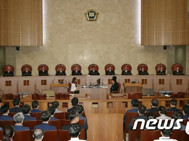 韓国最高裁、朴前大統領の審理を高裁へ差し戻し