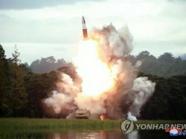 朝鮮中央通信のホームページに掲載されたミサイルの発射の模様（資料写真）＝（聯合ニュース）≪転載・転用禁止≫