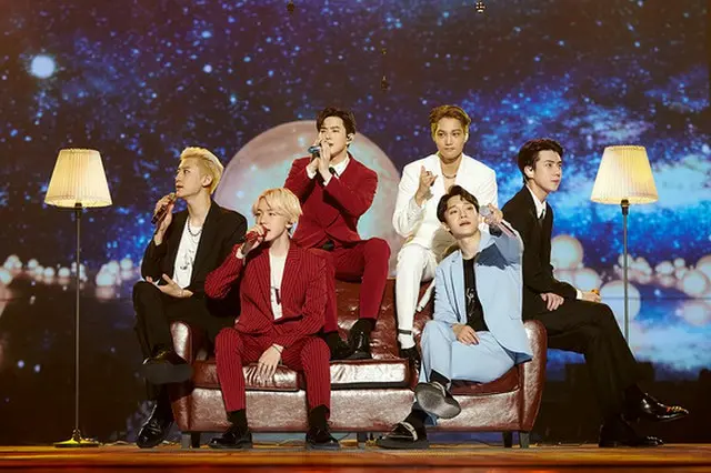 「EXO」、シンガポールでのコンサート盛況…全23曲で「大歓声」（提供:news1）