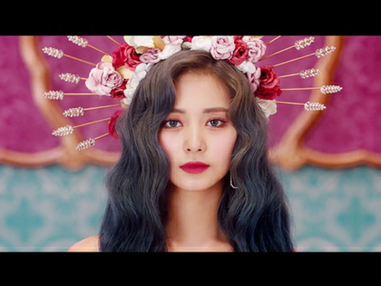 TWICE ツウィ フィールスペシャル サノクトレカ ツウィ（TWICE）、「Feel Special」ティーザー公開目が離せ