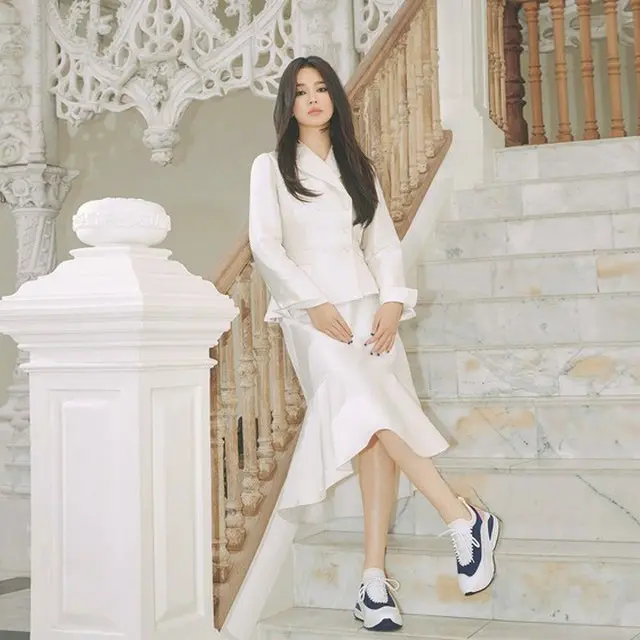 韓国女優ソン・ヘギョが、秋のファッショングラビアを公開して話題になっている。（写真提供:OSEN）