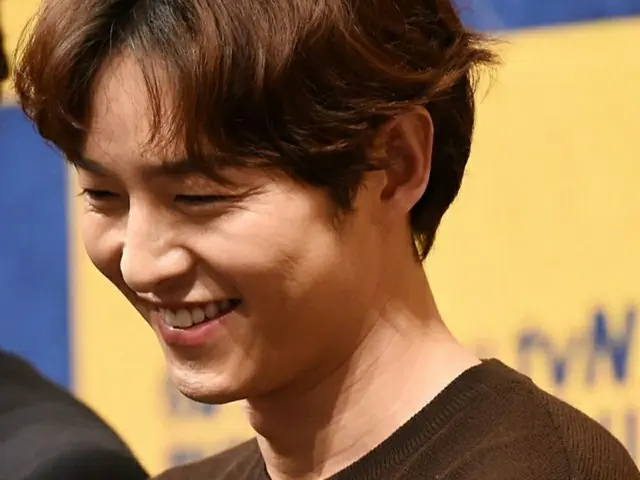 ソン・ジュンギ、本日誕生日…ファンたちは“あなたは愛されるために生まれてきた人”（提供:OSEN）