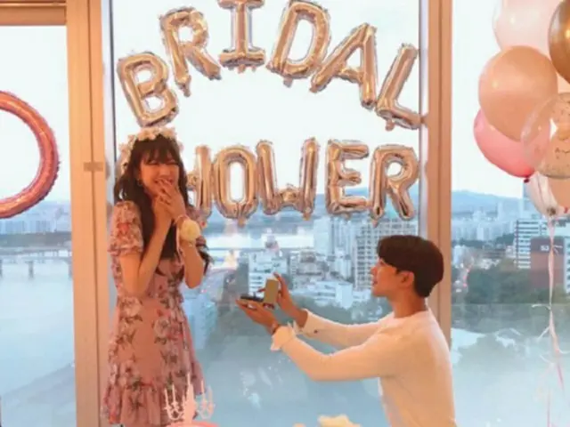 女優チェ・イェスルが、結婚予定の交際相手G.O（MBLAQ）とブライダルシャワーを開催し、その模様を公開した。（提供:OSEN）