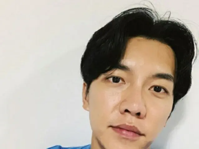 歌手で俳優のイ・スンギが、変わらぬイケメンぶりを公開した。（提供:OSEN）