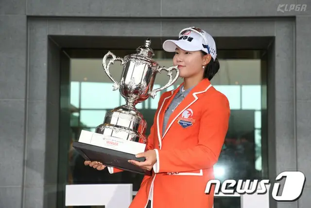 ＜女子ゴルフ＞KLPGA2勝のイム・ヒジョン、世界ランキング62位に大幅ランクアップ（画像:news1）