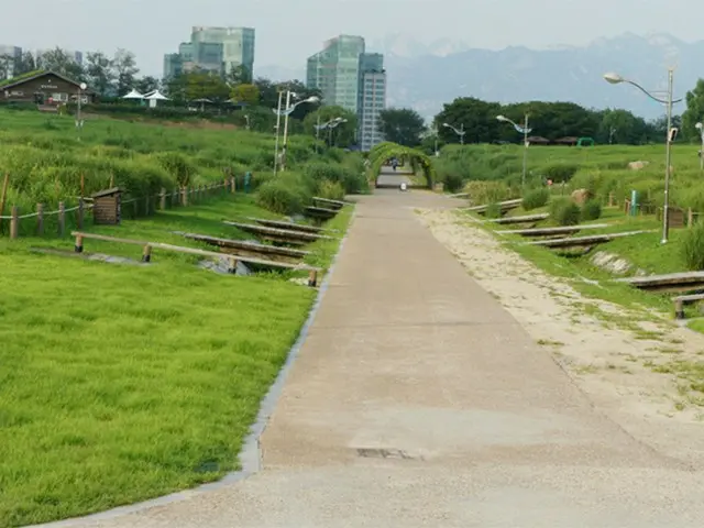 山になった島、ソウル「ハヌル公園」で眺める「IZ*ONE」誕生の地（提供:WoW！Korea）