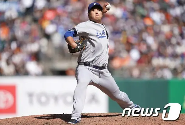 ＜MLB＞リュ・ヒョンジン、地区シリーズ第3戦で先発登板へ＝第2戦はカーショウ（提供:news1）