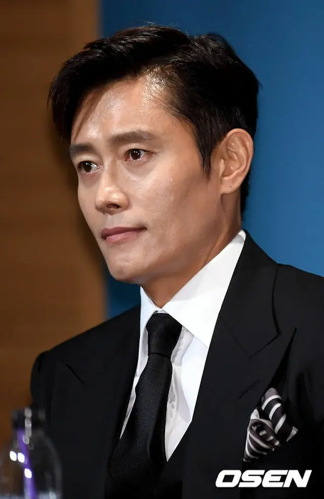 【公式】イ・ビョンホン、ノ・ヒギョン作家の新作に出演確定（画像:OSEN）