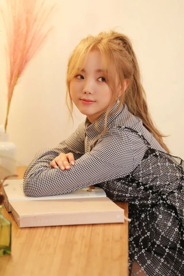 Kei（LOVELYZ）、「クイーンダム」で共演したファサ（MAMAMOO）について「親しくなりたかったし多くを学んだ」（提供:news1）