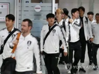 サッカー韓国代表が帰国　平壌で異例づくしの南北対戦終え