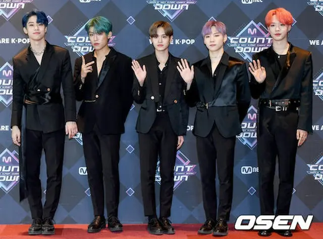 「AB6IX」、MカでATEEZ破り1位...3冠王疾走（提供:Osen）