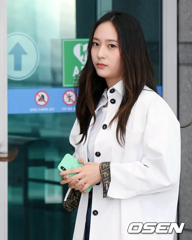 「f(x)」クリスタル、SNSに追悼文を投稿しないとの理由でネットユーザーから嫌がらせ… 「ため息そのもの」（画像:OSEN）