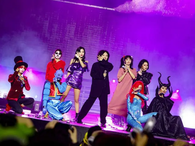 「TWICE」、デビュー4周年ファンミーティング大盛況＝“活動中断中”のミナも登場（提供:OSEN）