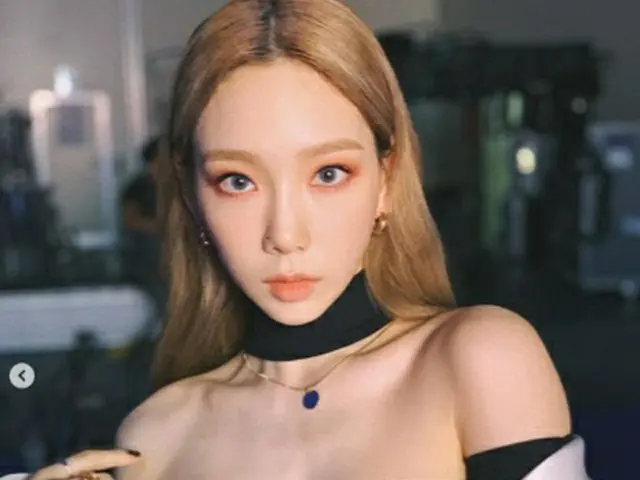 テヨン(少女時代)、オフショルダーで見せる挑発美(提供:Osen)