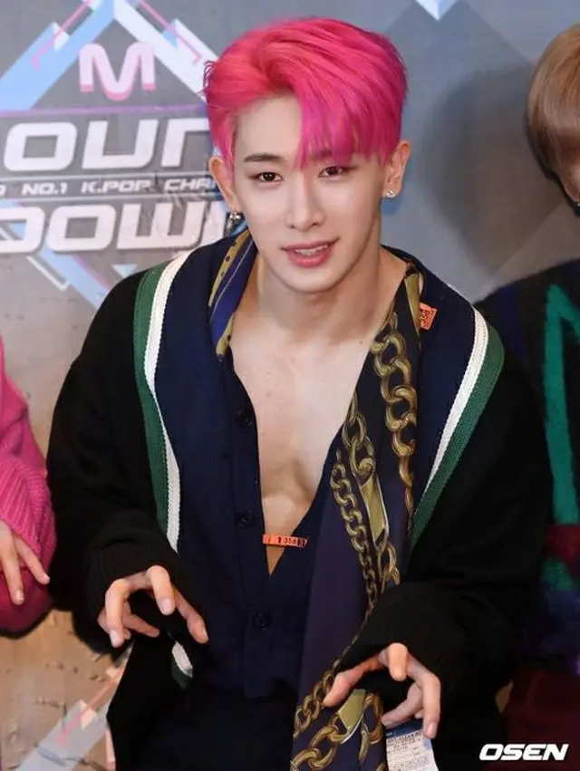 元練習生ハン・ソヒの同性パートナー、ウォノ（MONSTA X）の弁護士と交わしたメッセージ公開（画像提供:OSEN）