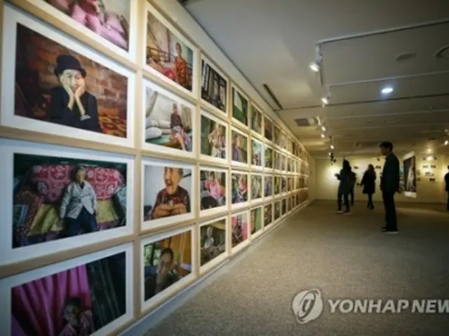 写真展の様子＝６日、光州（聯合ニュース）