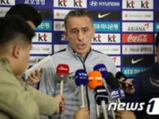 中東へ出発のサッカー韓国代表、ベント監督「レバノン戦は容易ではないが、自分たちのスタイルで」