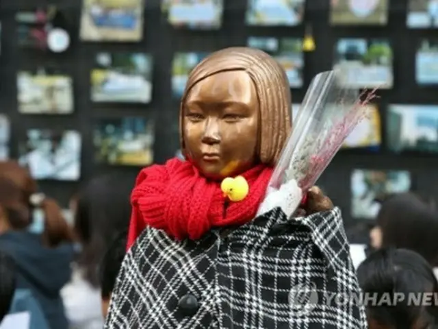 旧日本軍の慰安婦被害者を象徴する「平和の少女像」（資料写真）＝（聯合ニュース）