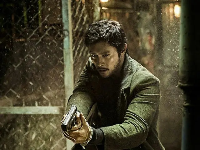 イ・ビョンホン、映画「白頭山」で初の北朝鮮要員役に挑戦、方言から中国語・ロシア語まで消化（提供:OSEN）
