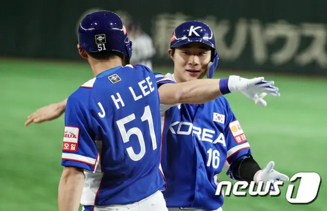 ＜プレミア12＞イ・ジョンフ＆キム・ハソン、大会ベストナインに選出＝MVPは日本の鈴木（提供:news1）