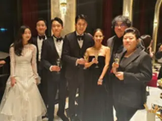 俳優チョン・ウソン、青龍映画賞アフターパーティーを公開 「皆さんへ感謝」