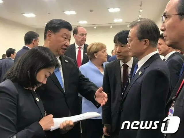 文大統領、きょう（5日）中国外相と接見＝朝鮮半島問題を議論（画像:news1）