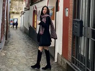女優イ・ダヒ、パーフェクトボディと美ファッションを公開