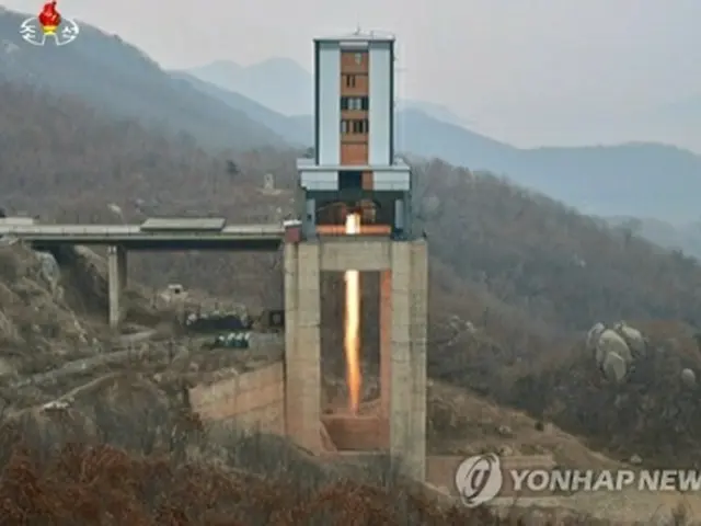 北朝鮮が１７年３月１８日、西海発射場で実施した高出力ロケットエンジンの地上燃焼実験（資料写真）＝（聯合ニュース）≪転載・転用禁止≫