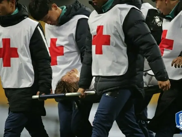 ＜EAFF E-1＞“香港戦で負傷“キム・スンデ、6週間の安静加療必要＝代表チーム離脱（提供:news1）