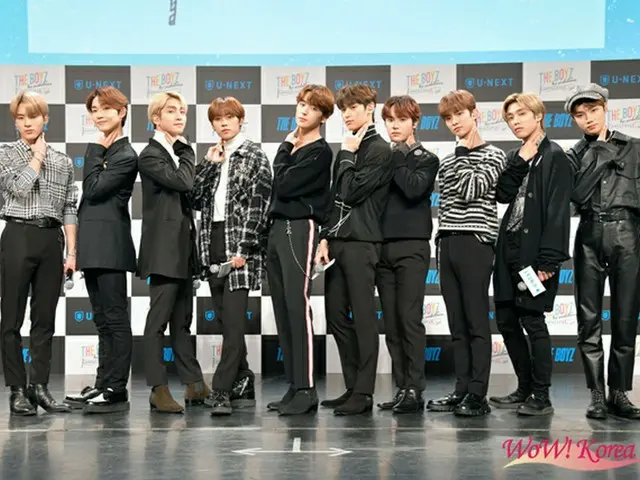 「THE BOYZ」左からエリック、ケビン、サンヨン、ソヌ、ヒョンジェ、ジュヨン、チュ・ハクニョン、キュー、ジェイコブ、ニュー