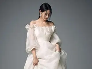 【公式】女優スヒョンが挙式…「一生一緒に」夫と誓い