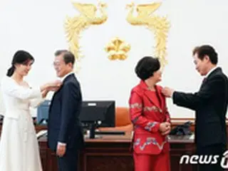 文大統領、歌手スジに感謝の意 「セウォル号、江原道山火事への寄付に感謝する」
