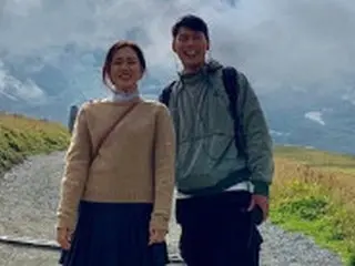 ソン・イェジン＆ヒョンビン、インスタにツーショットで「幸せなイブを」、ドラマ「愛の不時着」で共演中