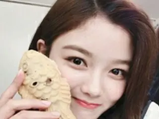【トピック】女優キム・ユジョン、たい焼き片手に超ラブリーなショットが話題