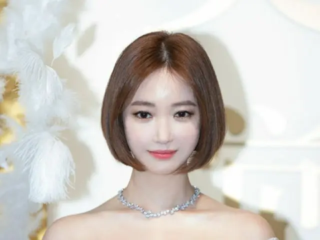 【公式】女優コ・ジュンヒ、韓国初中国最高マガジン「アジアスタイルアーティスト賞」を受賞（提供:Osen）