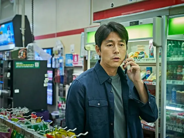 チョン・ウソン、来年2月主演映画「藁にもすがる獣たち」公開へ、「これまでで一番人間的な役」（提供:OSEN）