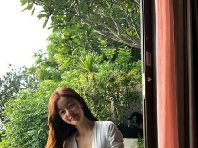 女優ハン・ソナ（元Secret）が、東南アジア旅行で癒しのひとときを過ごした様子を公開した。（提供:OSEN）