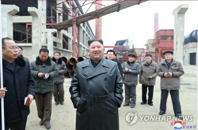 北朝鮮の朝鮮中央通信は７日、金正恩委員長が今年初の現地指導として平安南道・順川に建設中の肥料工場を視察したと報じた＝（朝鮮中央通信＝聯合ニュース）≪転載・転用禁止≫