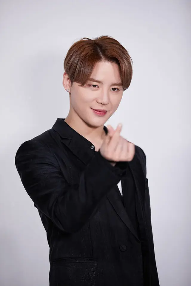 キム・ジュンス（JYJ）、“見た目も声もそっくり”「ミスタートロット」参加者に驚き隠せず（提供:OSEN）
