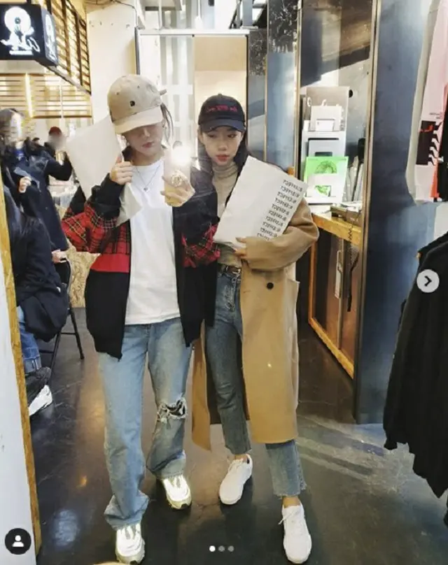 「宇宙少女」エクシとヨルムが、お忍びで外出した。（提供:OSEN）