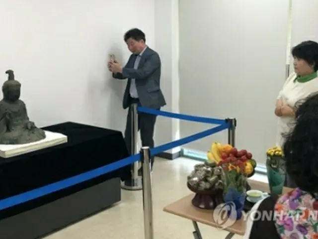 観世音菩薩坐像（瑞山浮石寺仏像奉安委員会提供）＝（聯合ニュース）≪転載・転用禁止≫