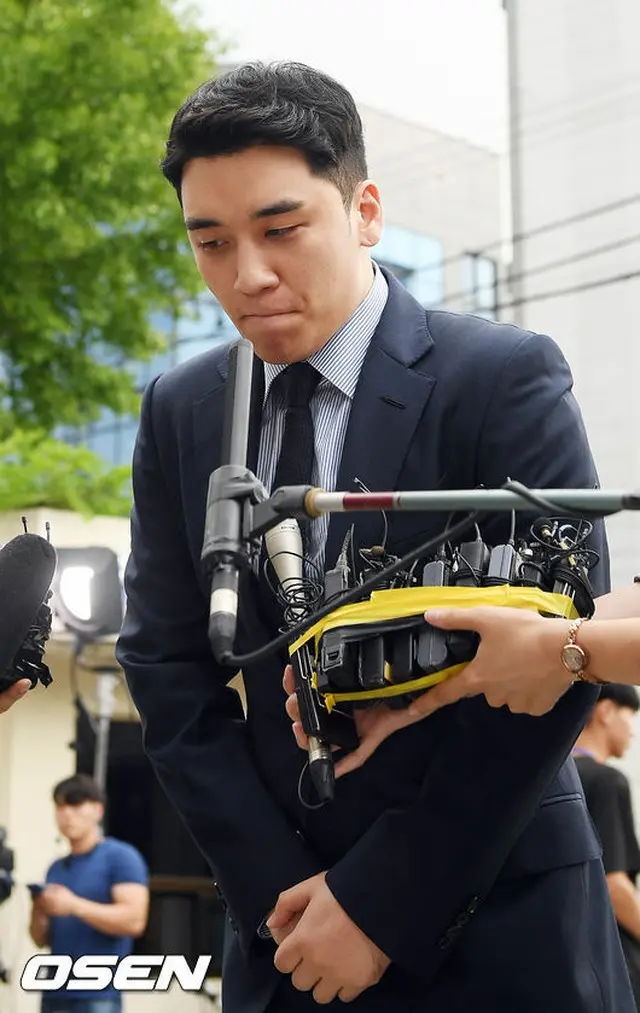 V.I（元BIGBANG）、きょう（13日）第二拘束前被疑者尋問…常習賭博など7つの疑い（提供:Osen）