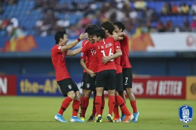 【五輪予選】決勝T進出確定した韓国代表、“決戦の地”バンコク入り（提供:news1）