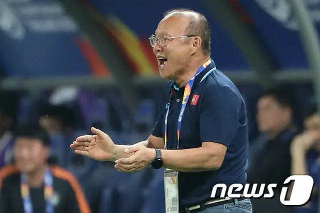 パク・ハンソ監督率いるベトナム代表、東京五輪出場ならず＝北朝鮮に逆転負け（画像:news1）