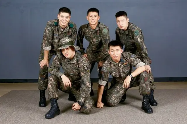韓国ボーイズグループ「BIGBANG」メンバーのSOLが、思い出の写真を公開して話題になっている。（写真提供:OSEN）