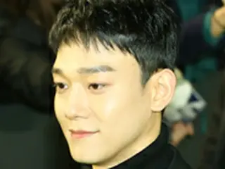 ”電撃婚”CHENの脱退要求する「EXO」ファン、座り込みデモ＋グッズ投げ捨て